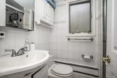 42 Hendrickson Avenue, Lynbrook, NY 11563 - Photo 17