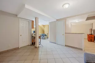 557 Newbridge Rd, East Meadow, NY 11554 - Photo 11