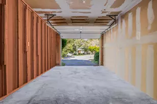 11 Easterly Rd, Hampton Bays, NY 11946 - Photo 23