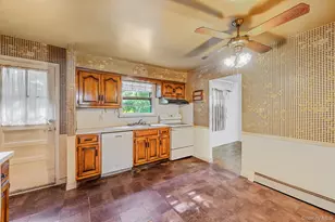 11 Easterly Rd, Hampton Bays, NY 11946 - Photo 9