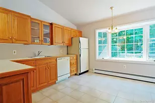 82 Thorn Hill Dr, Pleasant Valley, NY 12569 - Photo 37