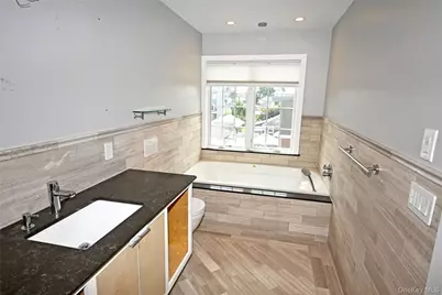 7 East Boulevard, East Rockaway, NY 11518 - Photo 29