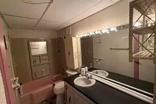 35 Marlow Rd, Valley Stream, NY 11580 - Photo 19