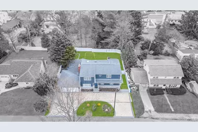 534 S Greene Avenue, Lindenhurst, NY 11757 - Photo 5