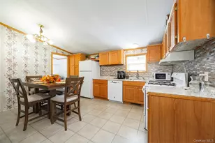 42 Feller Ct, Lagrangeville, NY 12603 - Photo 5