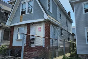 1-79 Beach 114th St, Rockaway Park, NY 11694 - Photo 3