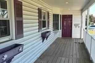 134 Veronica Ln, North Babylon, NY 11703 - Photo 5