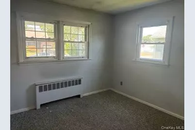 134 Veronica Lane, North Babylon, NY 11703 - Photo 17