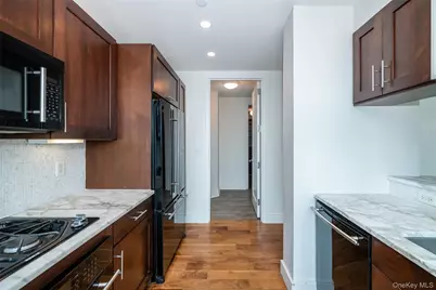 175 Huguenot Street #PH204, New Rochelle, NY 10801 - Photo 5