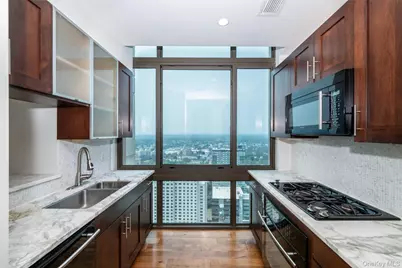 175 Huguenot Street #PH204, New Rochelle, NY 10801 - Photo 3