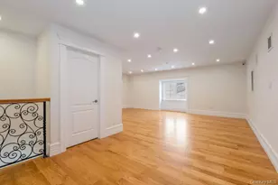 833 Glen Dr, Woodmere, NY 11598 - Photo 35