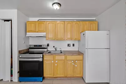 160 Lander Street, Newburgh, NY 12550 - Photo 5