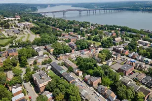 160 Lander St, Newburgh, NY 12550 - Photo 29