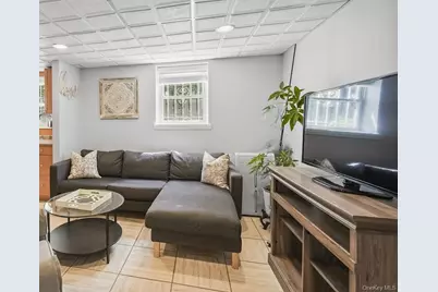 25 Montague Street, Yonkers, NY 10703 - Photo 21