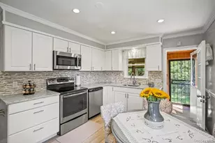 25 Montague St, Yonkers, NY 10703 - Photo 5