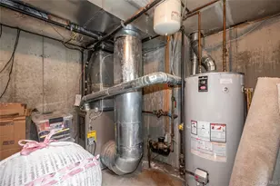 6 Rolling Wood Ct, Hauppauge, NY 11788 - Photo 37