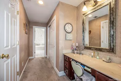 6 Rolling Wood Court, Hauppauge, NY 11788 - Photo 21