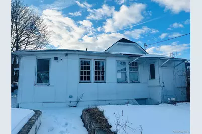 2931 Yates Avenue, Bronx, NY 10469 - Photo 1