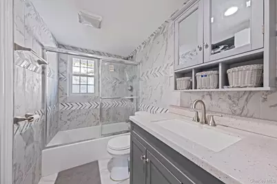 1010 Motor Parkway, Central Islip, NY 11722 - Photo 19