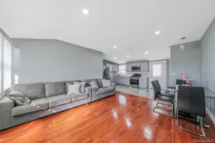 1010 Motor Pkwy, Central Islip, NY 11722 - Photo 7