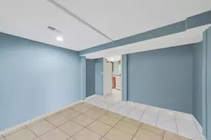 1010 Motor Pkwy, Central Islip, NY 11722 - Photo 29