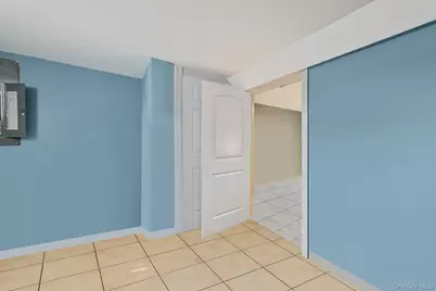 1010 Motor Parkway, Central Islip, NY 11722 - Photo 33