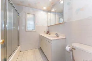 924 Northfield Rd, Woodmere, NY 11598 - Photo 13