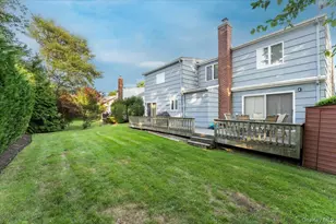 924 Northfield Rd, Woodmere, NY 11598 - Photo 15