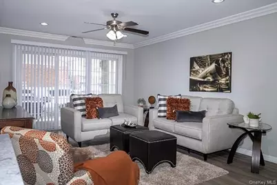 115 Westwood Drive #138, Westbury, NY 11590 - Photo 7