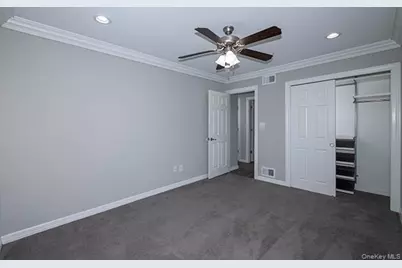 115 Westwood Drive #138, Westbury, NY 11590 - Photo 9