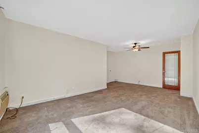 12 Wildwood Road #B20, Hartsdale, NY 10530 - Photo 9