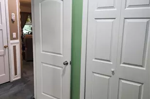 3 Brook Ln, Levittown, NY 11756 - Photo 43