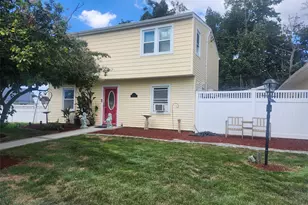 3 Brook Ln, Levittown, NY 11756 - Photo 11