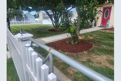 3 Brook Lane, Levittown, NY 11756 - Photo 3