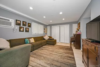 505 Hicksville Road, Far Rockaway, NY 11691 - Photo 7