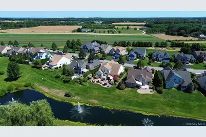 395 Stonecrop Road, Aquebogue, NY 11901 - Photo 37