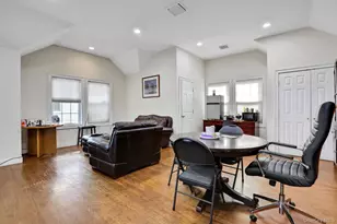 2 Harbor Ln, New Rochelle, NY 10805 - Photo 29