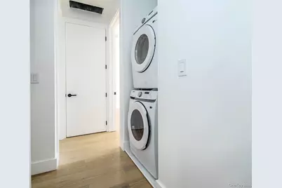 6 Lee Gray Court #2, Glen Cove, NY 11542 - Photo 17