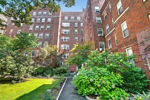 1348 Midland Ave, Bronxville, NY 10708 - Photo 3