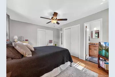 21 Hearthston Lane, Monsey, NY 10952 - Photo 9