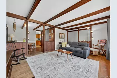 21 Hearthston Lane, Monsey, NY 10952 - Photo 5