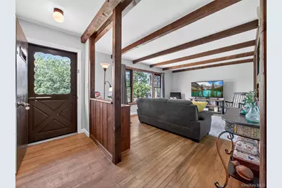 21 Hearthston Lane, Monsey, NY 10952 - Photo 3