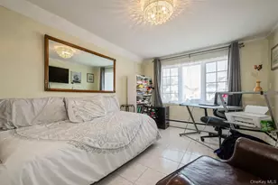 375 W Windsor Pkwy, Oceanside, NY 11572 - Photo 23