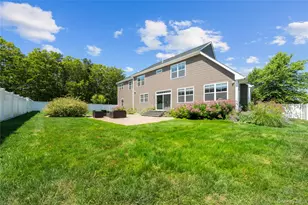 27 Lilac Ln, Ridge, NY 11961 - Photo 27