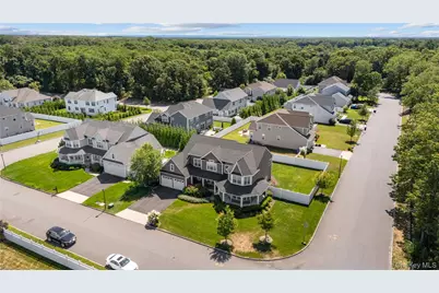 27 Lilac Lane, Ridge, NY 11961 - Photo 29