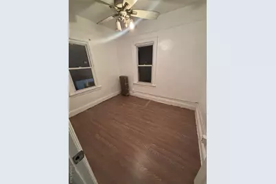 855 E 215 Street, Bronx, NY 10467 - Photo 5