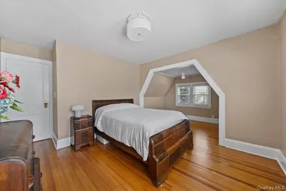 44 Madison Street, Lynbrook, NY 11563 - Photo 25