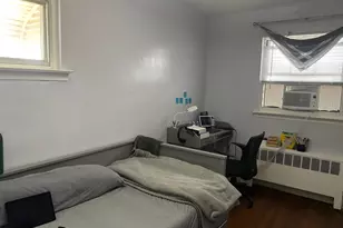 863 E 221st St, Bronx, NY 10467 - Photo 9
