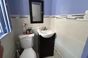 863 E 221st St, Bronx, NY 10467 - Photo 21