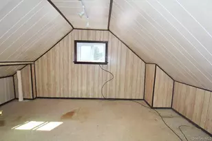 14 E Walnut St, Central Islip, NY 11722 - Photo 13